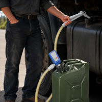 Pompe de transfert de carburant portable manuelle en plastique 3,2 GPM, alimentée par batterie, efficace et polyvalente pour voiture et camion