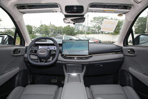 2025 Buen precio <span class=keywords><strong>Lynk</strong></span> & <span class=keywords><strong>Co</strong></span> 06 Em-p Vehículo eléctrico híbrido Coche automático Nuevo Vehículo de energía 5 puertas Suv de 5 plazas - Product Image 6