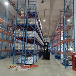 رف مكوك فولاذية مستودع صناعي كرتونة مرآب بمسمار على الراديو رفوف معدنية - Product Image 2