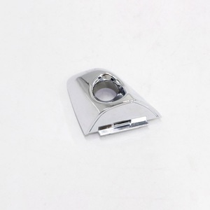 Cubierta Cromada para Manija de Puerta Santana, Delantera Izquierda, Delantera Derecha, Trasera Izquierda, Trasera Derecha, 826522W010, Fácil Instalación - Product Image 3