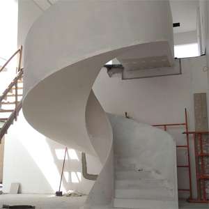 บันไดแบบเกลียวในร่มพร้อมด้วยราวบันไดไม้และราวจับเสาทำจากพีวีซีและหินอ่อน - Product Image 4