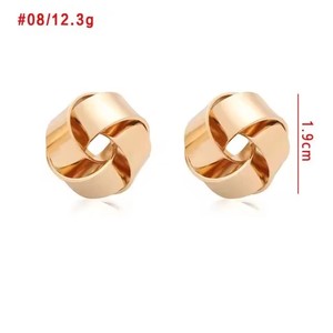 Boucles d'oreilles clous classiques en or torsadé en forme de nœud d'amour <span class=keywords><strong>pour</strong></span> femmes, petites boucles d'oreilles géométriques simples, <span class=keywords><strong>bijoux</strong></span> de <span class=keywords><strong>mariage</strong></span> <span class=keywords><strong>pour</strong></span> mariée N206048 - Product Image 5