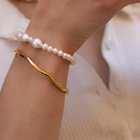 LUCKYJIU Fabricant de bijoux sur mesure en gros, bracelet jonc ondulé en acier inoxydable plaqué or 18 carats, résistant à l'eau et à la ternissure