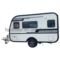 Mini caravane RV personnalisée avec carrosserie en aluminium et capacité de charge de 900 kg pour le camping
