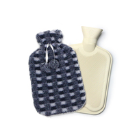 Bouteilles d'eau chaude en peluche avec logo personnalisé et housse douce à carreaux pour la thérapie thermique et le soulagement de la douleur