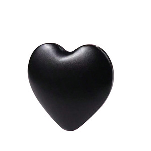 Almohadilla de Apoyo para Manos en Forma de Corazón, de Cuero PU, Profesional y Personalizada, Antideslizante, Portátil, para Salón de Belleza, Manicura - Product Image 6