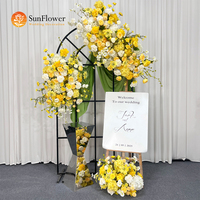 Rangkaian Bunga Mawar dan Hydrangea Buatan Tangan dari Sutra Buatan Warna Kuning, Sempurna untuk Latar Belakang Pernikahan dan Dekorasi Meja