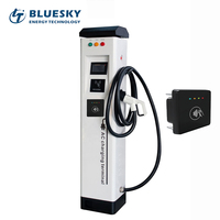 Chargeur de voiture électrique Bluesky 2*22KW Type 2 AC, station de charge à double prise, OCPP1.6J, IP54, montage au sol/mural pour usage commercial