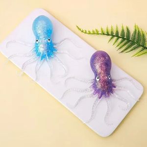 Juguete Antiestrés de Pulpo Mini de TPR con Purpurina, Regalo Promocional para Niños <span class=keywords><strong>y</strong></span> Niñas - Product Image 3