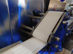 Máquina de papel tisú pequeña de alta velocidad, máquina de fabricación de pañal de bebé, servilleta, 380V, 15KW - Product Image 5