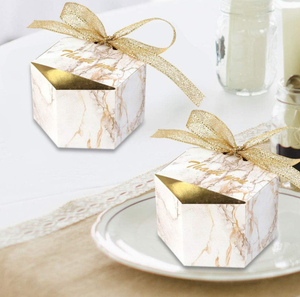 Boîte-cadeau de bonbons en papier blanc pour la décoration de mariage et de fête de Noël Boîte en carton <span class=keywords><strong>bricolage</strong></span> avec ruban - Product Image 2