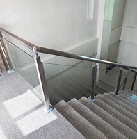 Système de poteaux de balustrade en verre commercial robuste en acier inoxydable 316, garde-corps pour centre commercial, hôtel, atrium