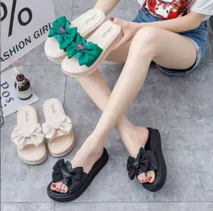 NEW Flat Fashion Ladies outdoor pantofole Bow Decoration Upper Casual Cute Sandals per le donne fondo spesso