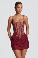 Robe d'été ajustée style club, sexy, dos nu en dentelle, coupe trapèze, col carré, taille empire, drapée, à volants, tissée unie, lavable