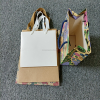 Sac à provisions en papier blanc kraft de luxe de haute qualité 250G avec logo Sac en papier à provisions pour revendeur Sac à provisions Logo personnalisé