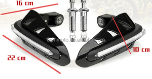Accessori per Moto Protezione Manubrio Anti-caduta con Luce LED Paramani per Moto Scooter APRILIA <span class=keywords><strong>PEGASO</strong></span> <span class=keywords><strong>650</strong></span> SXV - Product Image 6