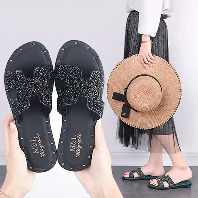 Spring and summer 2021 ruffled leisure beach flat bottom flip flops women's sandals new women's shoes slippers
