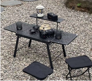 Table de camping pliable portable avec design léger détachable et cadre en aluminium durable pour pique-nique et randonnée en plein air - Product Image 1