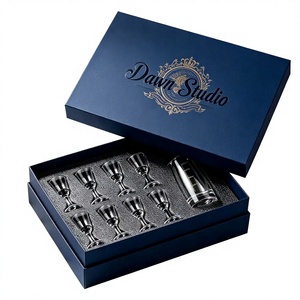 Boîte cadeau de luxe en carton rigide à deux pièces <span class=keywords><strong>avec</strong></span> logo <span class=keywords><strong>personnalisé</strong></span>, couvercle et base, <span class=keywords><strong>avec</strong></span> insert en EVA pour coffret à vin en <span class=keywords><strong>verre</strong></span>, emballage de bouteille d'alcool - Product Image 1