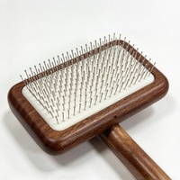 Produit de nettoyage et toilettage chien animal Peigne anti poils pour animal chat bois Brosse à épingles pour chien
