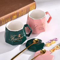 Tasse en porcelaine cadeau Offre Spéciale, tasse en céramique de luxe à bord doré avec couvercle et cuillère, tasse à café en céramique marbre