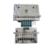 La machine verticale de moulage par injection configurée sur mesure partie les moules de injection en plastique de câble de HDMI DP USB