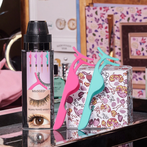 Pinces à épiler antistatiques en acier inoxydable <span class=keywords><strong>pour</strong></span> <span class=keywords><strong>faux</strong></span> <span class=keywords><strong>cils</strong></span>, pointe fine à forte adhérence, vente en gros OEM, marque privée - Product Image 2