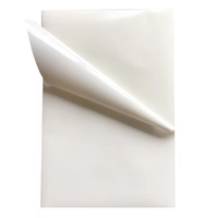 Étiquette autocollante en vinyle PET blanc brillant de qualité supérieure, imperméable, résistante à l'huile, taille et forme personnalisables, recyclable, respectueuse de l'environnement, en carton