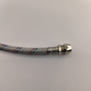 <span class=keywords><strong>Tuyau</strong></span> flexible tressé en fil d'acier inoxydable durable pour évier de cuisine <span class=keywords><strong>eau</strong></span> froide et chaude <span class=keywords><strong>tuyau</strong></span> d'évier de cuisine à bas prix - Product Image 4