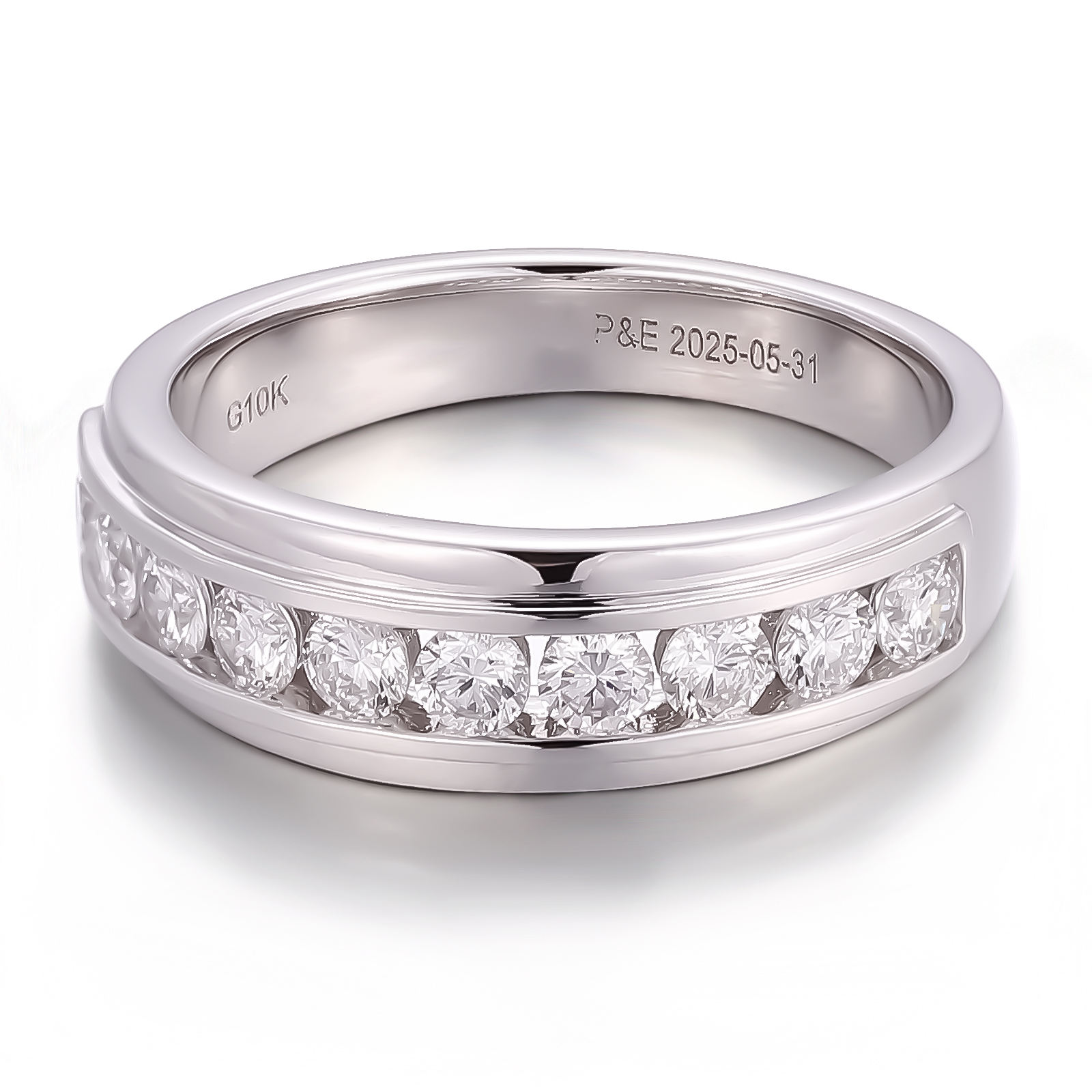 Bague en or massif 14 carats avec diamant de laboratoire