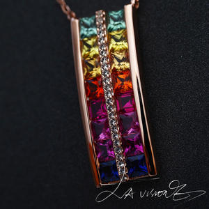 คันทราทักต์ซีรีส์ 925 จี้เงินฝังคอรันดัมสังเคราะห์สีขาวแซฟไฟร์สำหรับทุกเพศ - Product Image 3