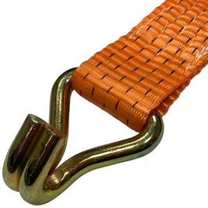 Sangle d'arrimage à cliquet robuste 5 tonnes avec poignée ergonomique, sangles inversées et crochet double-J pour le transport de marchandises - Product Image 4
