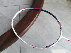 <span class=keywords><strong>Raquette</strong></span> de <span class=keywords><strong>badminton</strong></span> de contrôle de cadre de vent cassé en fibre de carbone ultra légère de haute qualité bon marché 2023 Offre Spéciale - Product Image 6