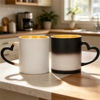 Tasses à café en céramique épaisse pour sublimation, avec poignée en forme de cœur et intérieur coloré, en grès thermo-sensible à changement de couleur