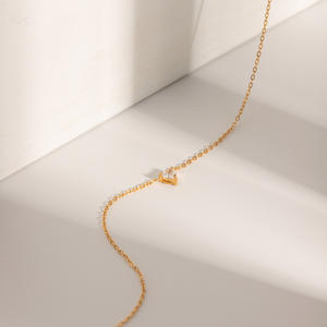 Exquisito collar de diamantes de acero inoxidable chapado en oro de 18 quilates circonita cúbica corazón Cham delicado pequeño collar bonito para mujer - Product Image 6