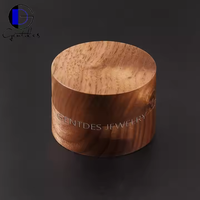 Gentdes Schmuck Personalisierte Ehering-Box Maßgefertigte Walnussholz-Ringbox Kundenspezifische Runde Box Großhandelsbox