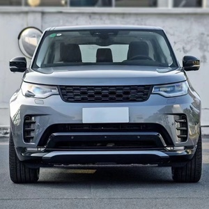 Kit Carrozzeria per <span class=keywords><strong>Land</strong></span> <span class=keywords><strong>Rover</strong></span> <span class=keywords><strong>Discovery</strong></span> 5 2017-2025 Nero 8 Pezzi: Griglia, Coperture Fendinebbia, Strisce Decorative Portiere, Maniglie Portiere - Product Image 5