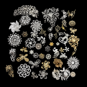 Vente en gros Accessoires lettres en PVC pour bricolage de créateur pour femmes Décoration de luxe personnalisée Sabots Chaussures Charme - Product Image 1