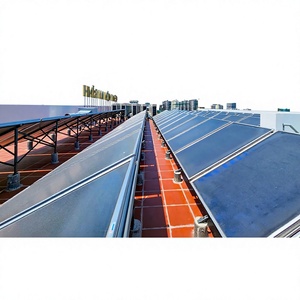 Collecteur solaire à plaques plates pressurisées professionnel avec boîtier résistant aux intempéries pour les projets de chauffage durable des bâtiments extérieurs - Product Image 1