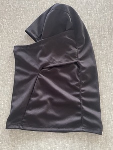Vente en gros Cagoule de sérigraphie noire en polyester personnalisée pour adultes OEM ODM - Product Image 6