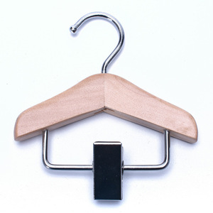 <span class=keywords><strong>Petit</strong></span> <span class=keywords><strong>cintre</strong></span> pour animaux de compagnie DS4779 <span class=keywords><strong>cintre</strong></span> pour vêtements pour chiens avec pince crochets pour vêtements pour animaux de compagnie pince pour jupe de bébé <span class=keywords><strong>en</strong></span> <span class=keywords><strong>bois</strong></span> massif Mini <span class=keywords><strong>cintre</strong></span> <span class=keywords><strong>en</strong></span> <span class=keywords><strong>bois</strong></span> <span class=keywords><strong>cintre</strong></span> pour animaux de compagnie - Product Image 4