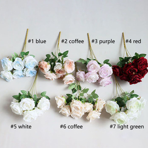 Rose <span class=keywords><strong>Artificiali</strong></span> in Velluto Rosso Best Seller, Bouquet di 7 Grandi Rose <span class=keywords><strong>Artificiali</strong></span>, Fiori Finti per Decorazioni Chiesa e Matrimoni - Product Image 5