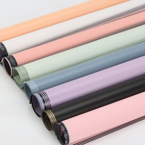 Bán Buôn Hot Bán Bảng Chữ Cái In Hoa Giấy Gói Không Thấm Nước <span class=keywords><strong>Matte</strong></span> Hàn Quốc Phiên Bản Bó Hoa Giấy Gói - Product Image 3