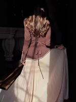 Robe de luxe semi-extravagante ornée de paillettes et de diamants, avec lacets, style islamique, longue robe, jalabiya, kaftan, abaya pour l'Aïd