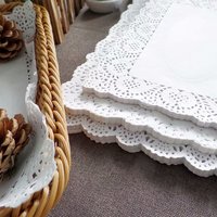 Napperons ronds en papier colorés à motif de fleurs de roses, napperons de table en dentelle, sets de table décoratifs blancs, 100 pièces