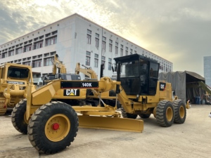 รถเกรดเดอร์ CAT 140K มือสอง เครื่องยนต์ CAT C7 แท้ พร้อมริปเปอร์ สภาพดี เหมาะสำหรับงานก่อสร้างถนน - Product Image 1