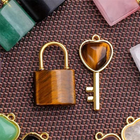 40mm Bijoux Spirituels Pierre de Cristal Artisanat Naturel Sculpté Multi Couleur Quartz Rose Clé de Serrure Coeur pour Cadeau de Saint Valentin