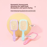 Kit de coiffure 9 pièces avec brosse plate, peigne à dents larges, peigne à queue de rat, pinces à cheveux, flacon pulvérisateur, chouchou OEM ODM