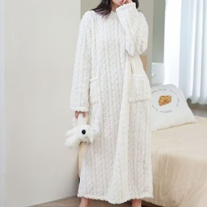 Accappatoio Invernale <span class=keywords><strong>da</strong></span> Donna in Peluche con Cappuccio, Lungo e Oversize, Vestaglia Morbida con Tasche, Abbigliamento Comodo per <span class=keywords><strong>Casa</strong></span> e Notte - Product Image 6