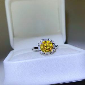 Anillo de oro de 18 quilates al por mayor de fábrica para damas 1 quilate 2 quilates champán Moissanite 925 plata esterlina de lujo para aniversario - Product Image 3